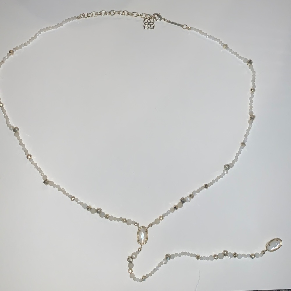 Kendra Scott necklace
